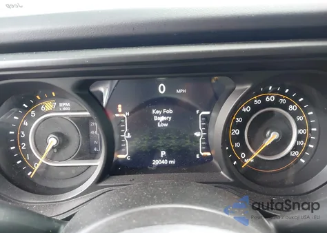 2024 Jeep Wrangler 4-Door Sahara 4X4 z USA, uszkodzony, nr VIN 1C4PJXEG0RW344058